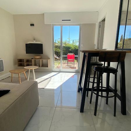 Appartement Cosy A Sanary Plage De Portissol-Climatise-Parking Prive Exterior foto